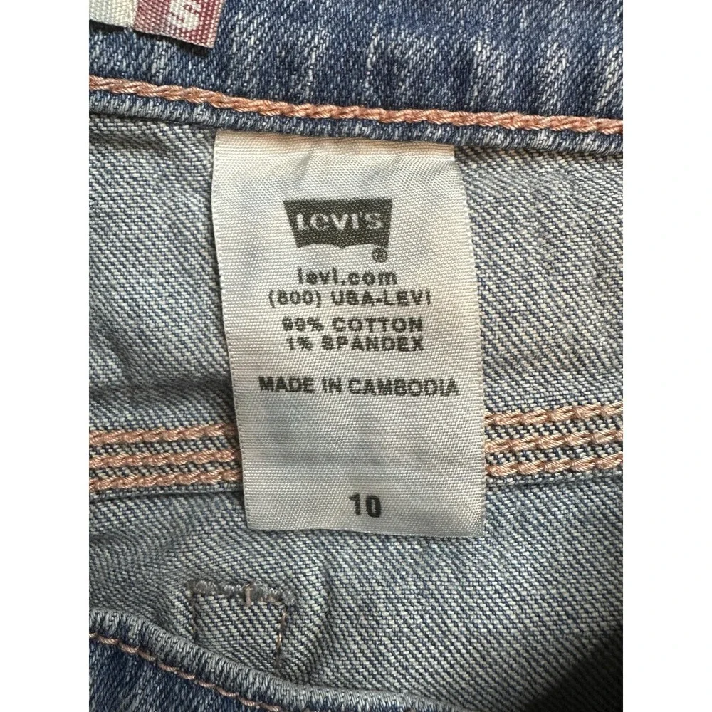 VTG Levi's 515 Capri Jeans‎ Womens 10 Blue Medium Wash Stretch Denim Embroidered